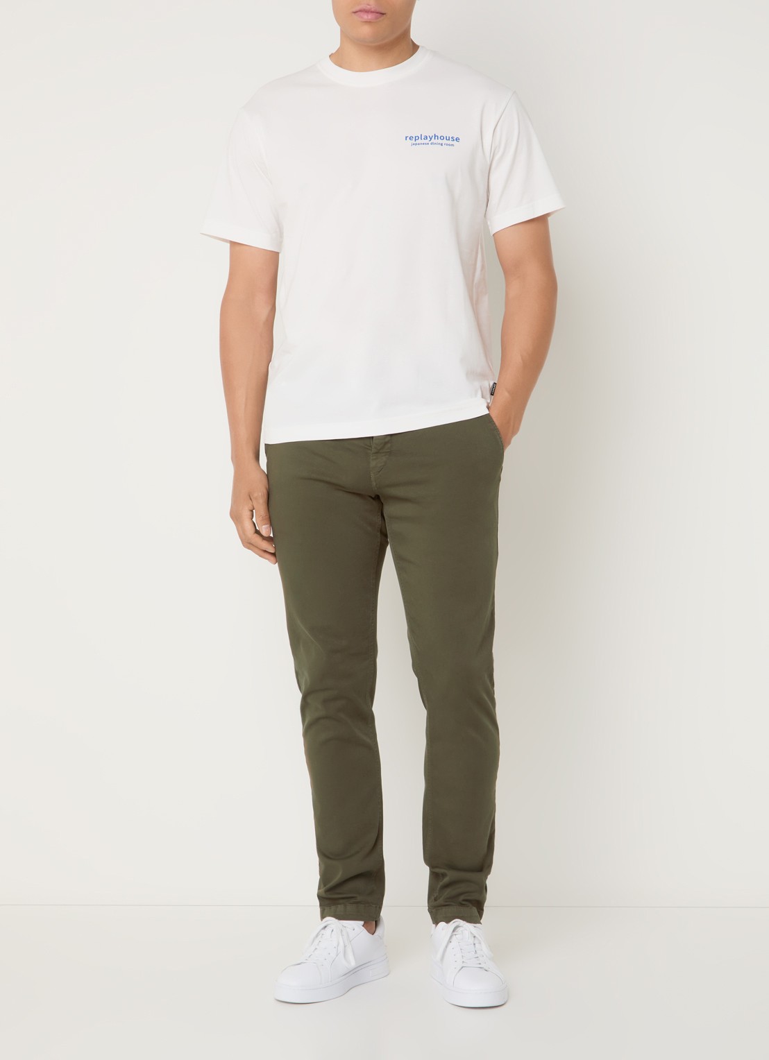 Replay Benni regular fit chino met steekzakken - voorkant 3 mosgroen