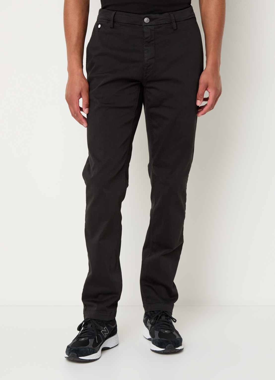 Replay Benni straight fit chino met steekzakken - detail 3 zwart