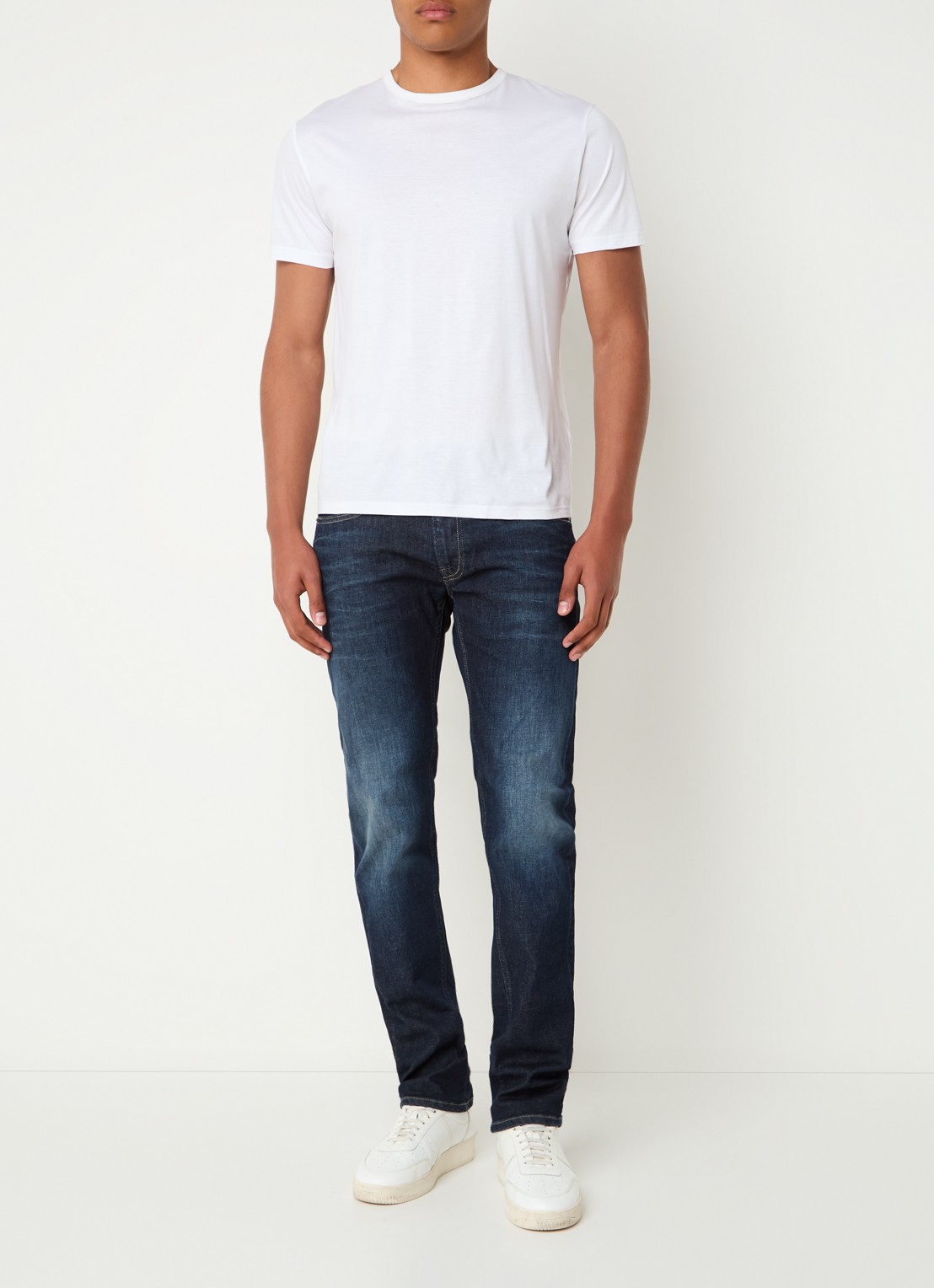Replay Grover straight leg jeans met steekzakken - voorkant 2 indigo