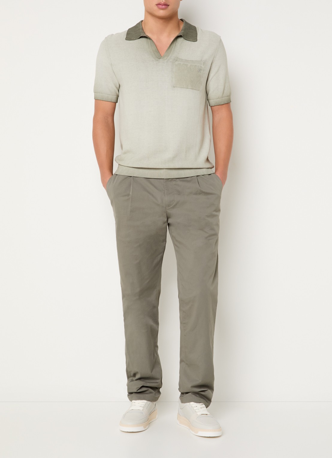 Replay Regular fit polo met borstzak en logoborduring - voorkant 3 lindegroen