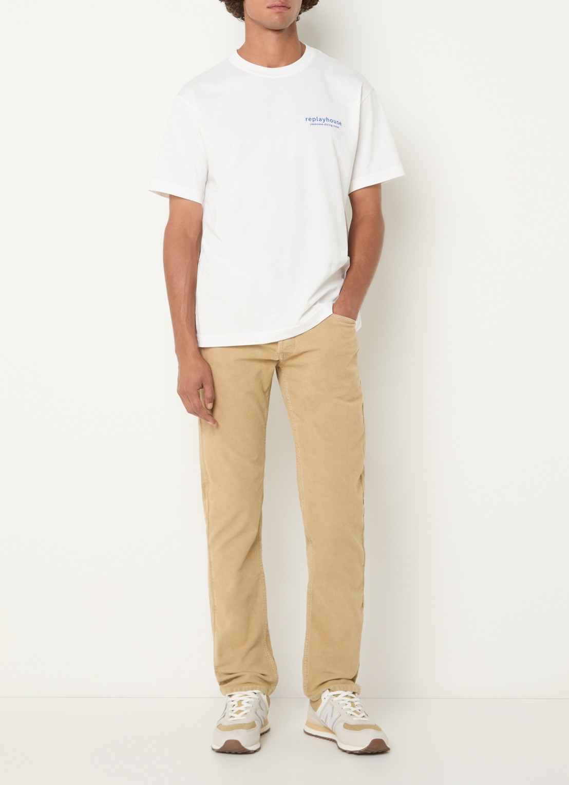 Replay Straight fit broek van corduroy met steekzakken - voorkant 5 beige