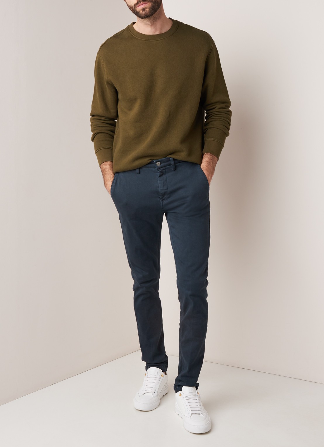 Replay Zeumar Hyperflex slim fit chino met stretch  - voorkant 5 donkerblauw