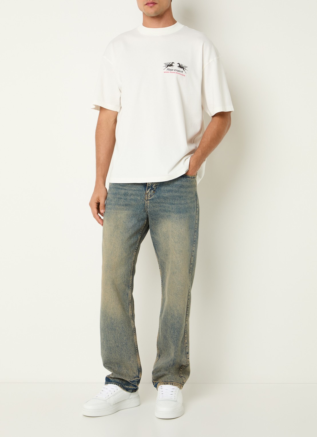 Represent 24 Hour service T-shirt met logo- en backprint - voorkant 2 beige