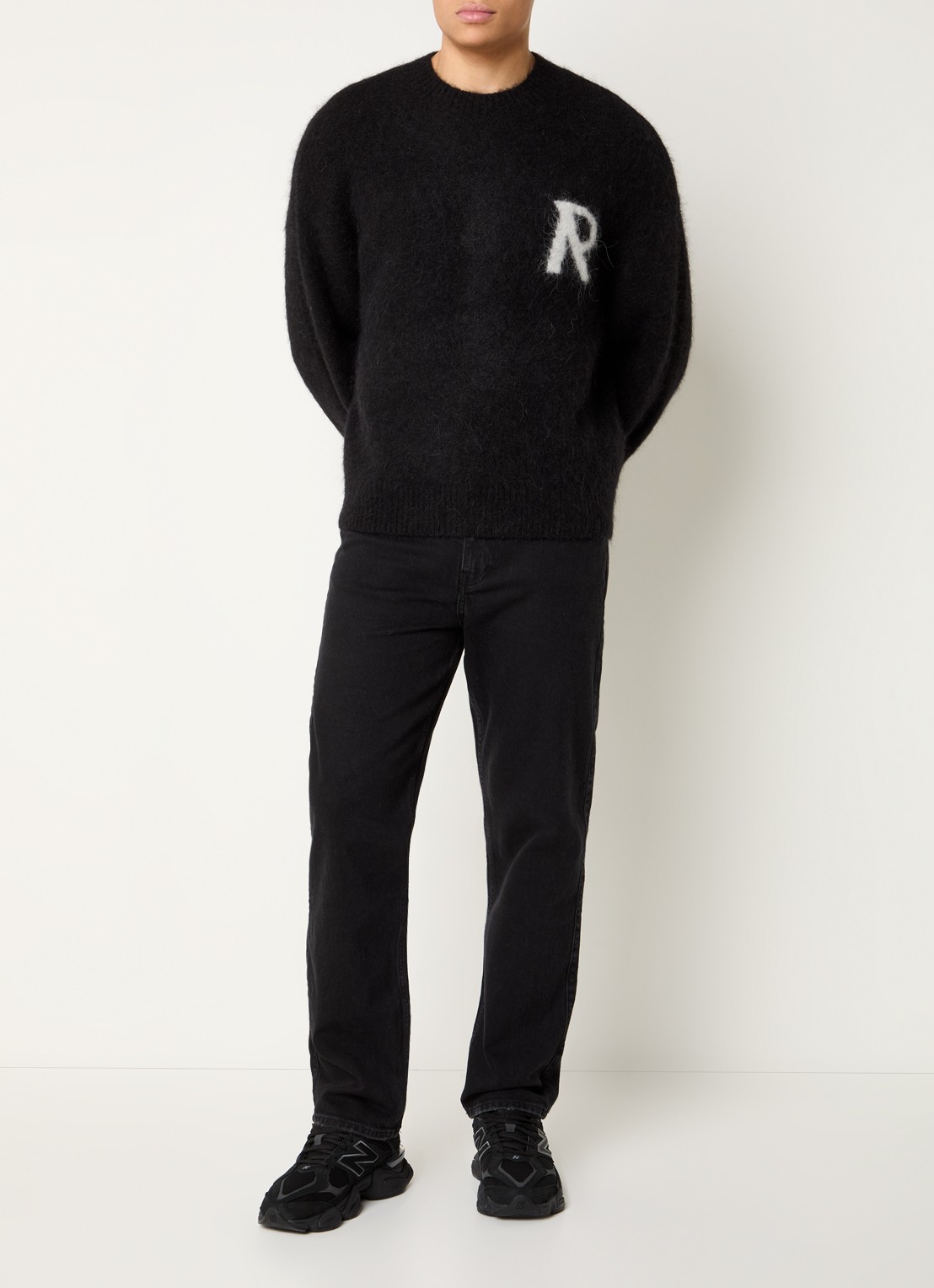 Represent Grofgebreide trui in alpaca wolblend met ingebreid logo - voorkant 2 zwart