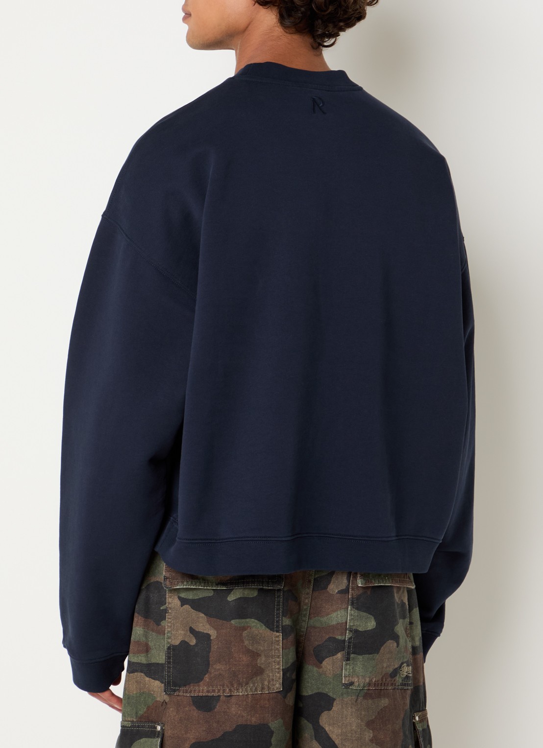 Represent Initial sweater met stretch - achterkant 3 donkerblauw