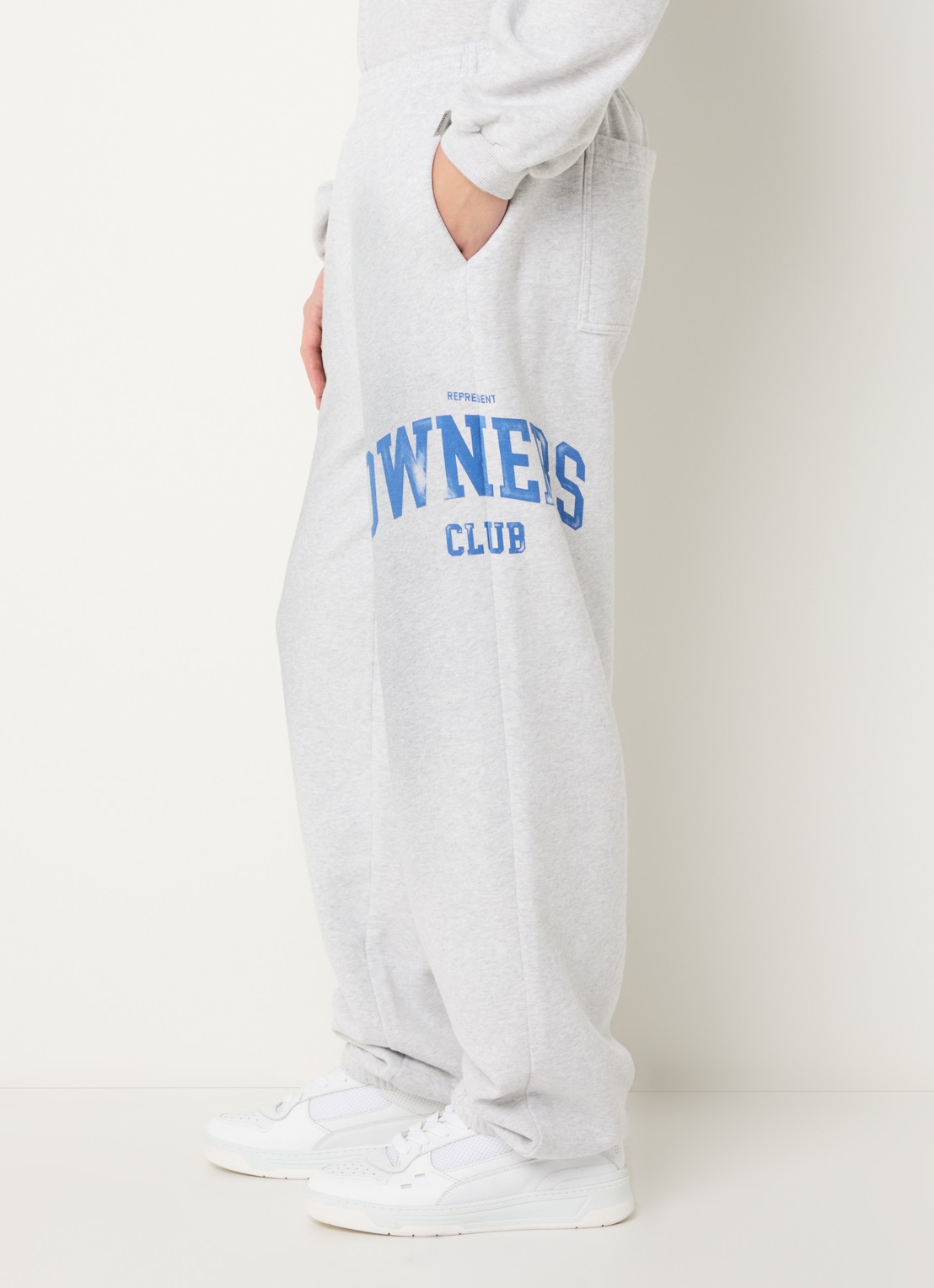 Represent Mid waist tapered fit joggingbroek met logo - detail 3 lichtgrijs