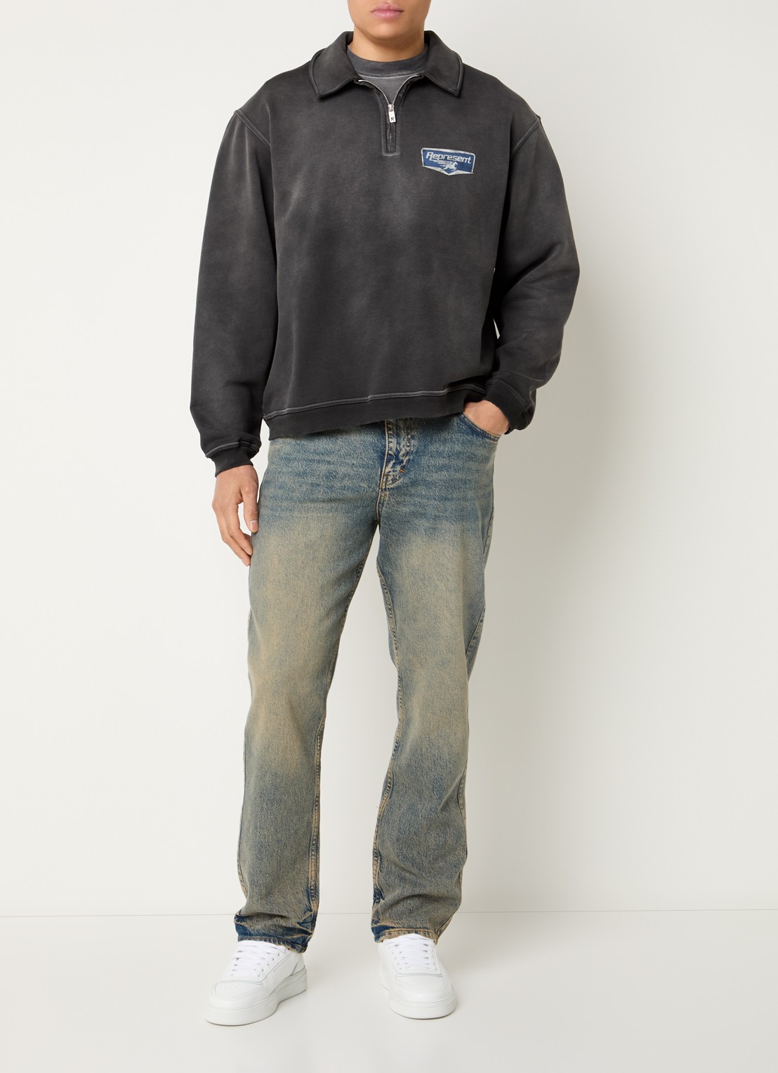 Represent Nothing Faster sweater met halve rits en logo- en backprint - voorkant 3 antraciet