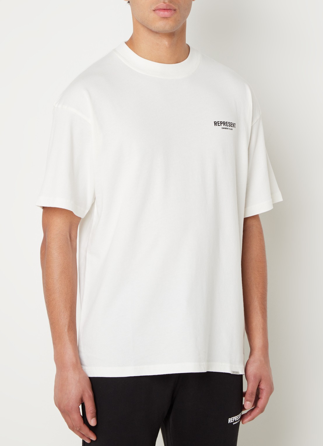 Represent Owners Club T-shirt met logo- en backprint - achterkant 4 gebroken wit