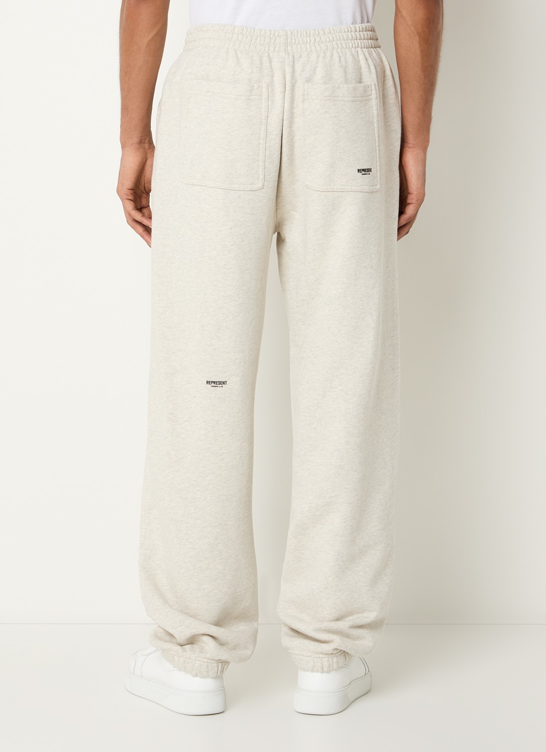 Represent Owners Club tapered fit broek met steekzakken - achterkant 3 zand