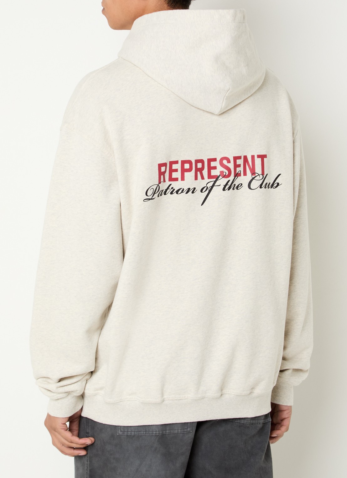Represent Patron Of The Club hoodie met logo- en backprint - achterkant creme
