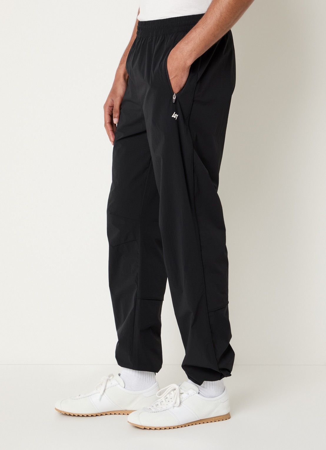 Represent Team 24/7  tapered fit trackpants met ritszakken - detail 4 zwart