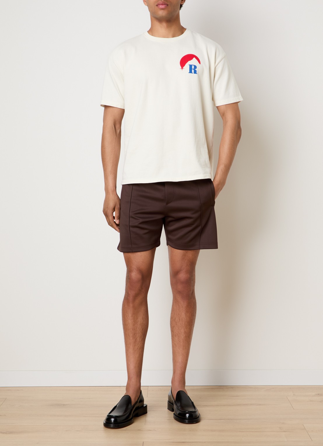 Rhude Trofeo straight fit korte joggingbroek met logo - voorkant 3 donkerbruin