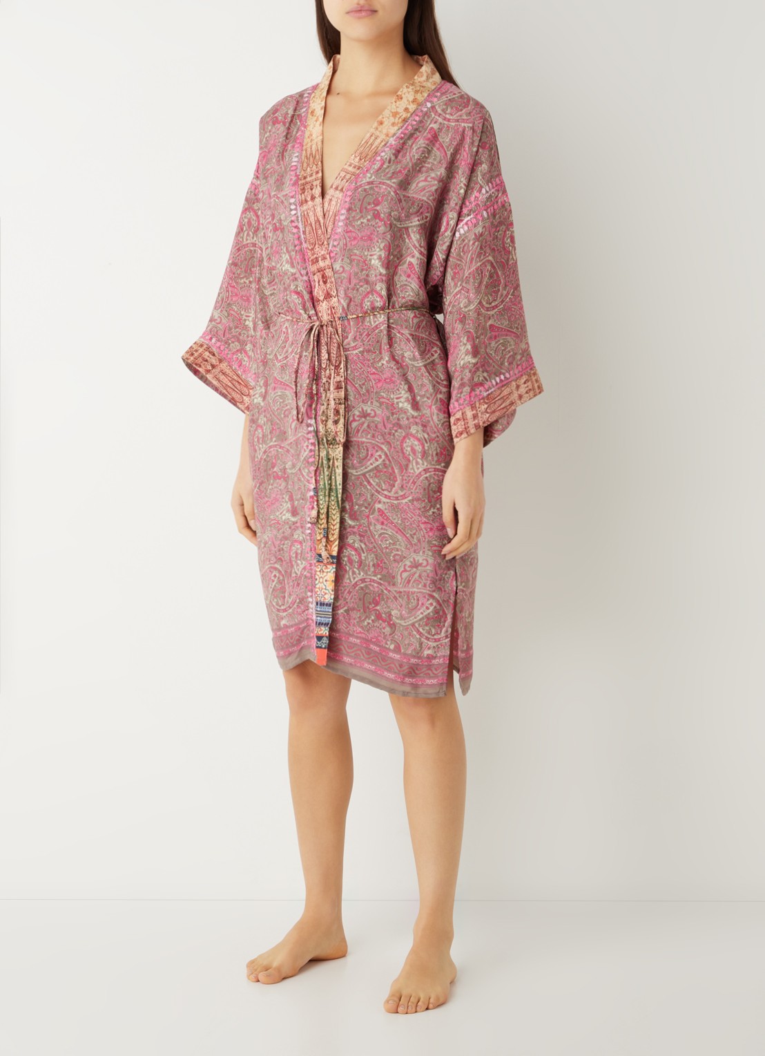 Rituals Jaypur Saree kimono van satijn met paisley dessin - voorkant 2 roze