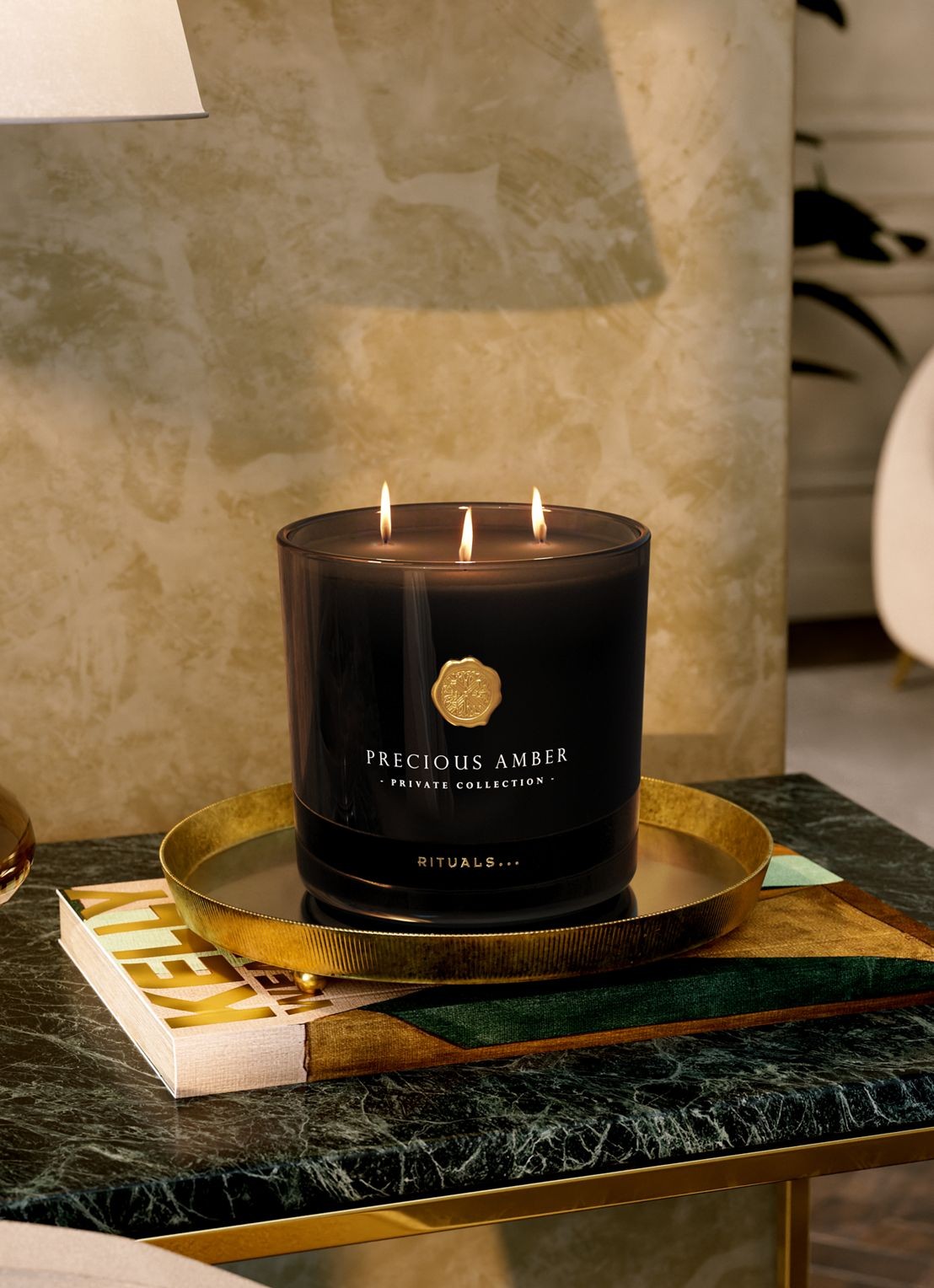 Rituals Precious Amber Scented Candle - geurkaars - detail 3 undefined