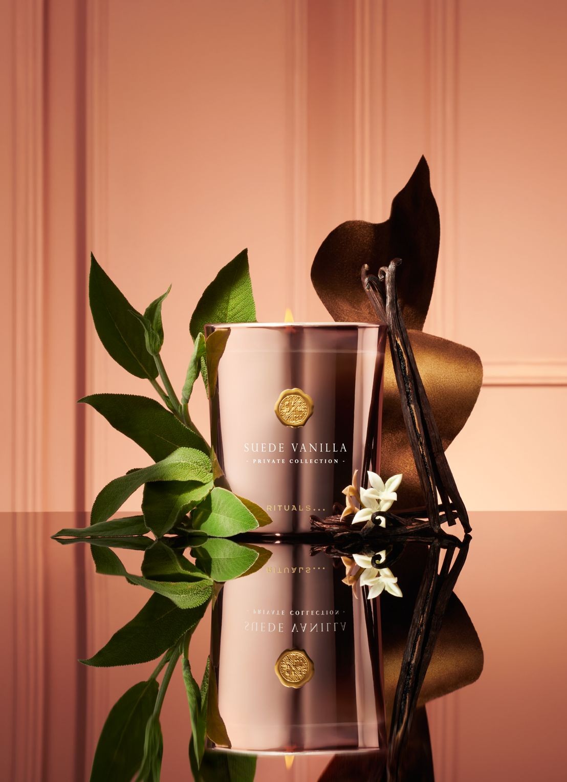 Rituals Suede Vanilla Scented Candle - geurkaars  - detail 4 undefined