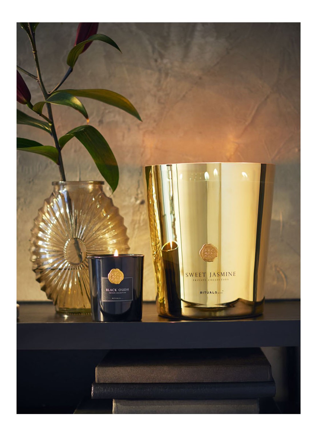 Rituals Sweet Jasmine XXXL geurkaars 6000 gram - detail goud
