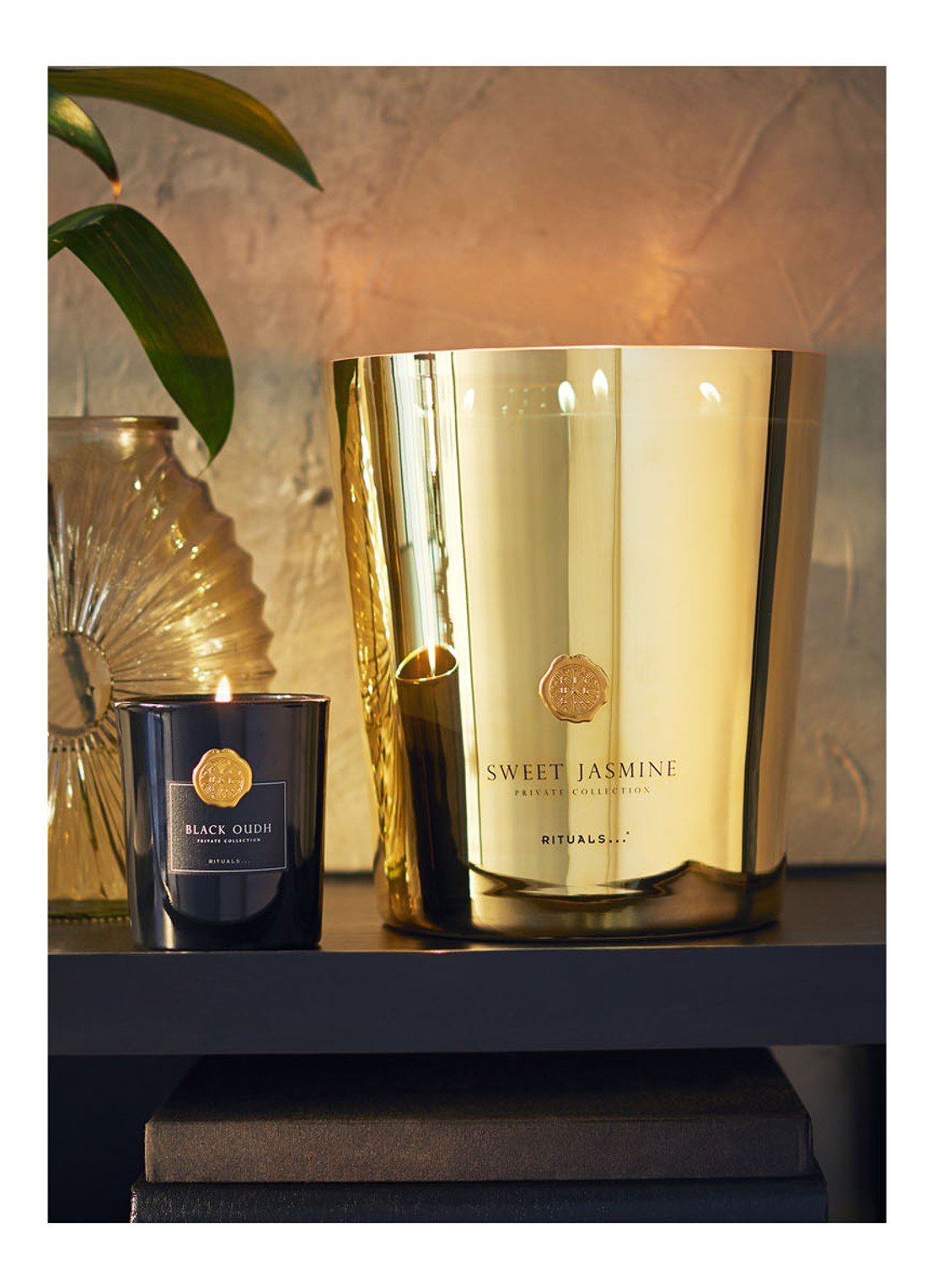 Rituals Sweet Jasmine XXXL geurkaars 6000 gram - detail 3 goud
