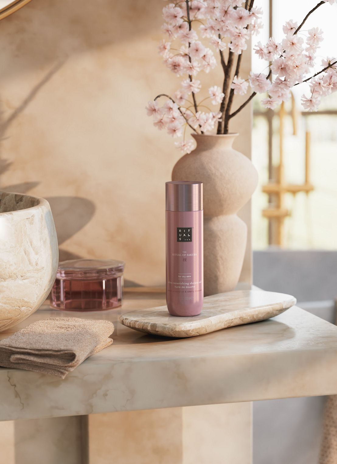 Rituals The Ritual of Sakura Shower Oil -  badolie - detail 2 beige