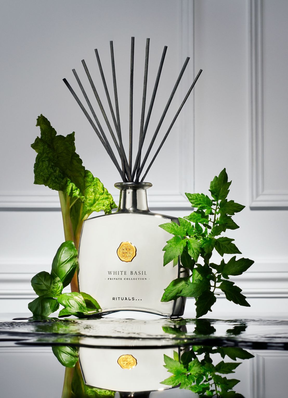 Rituals White Basil Fragrance Sticks - geurstokjes 450 ml - detail 4 beige