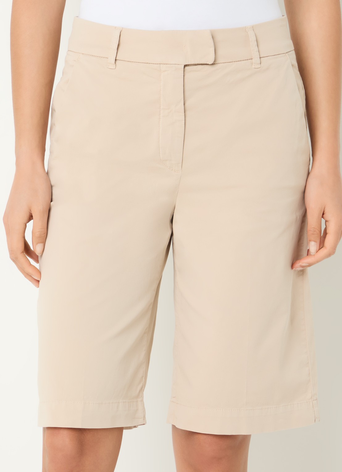 River Woods Base mid waist straight fit korte broek van katoen  - detail 4 zand
