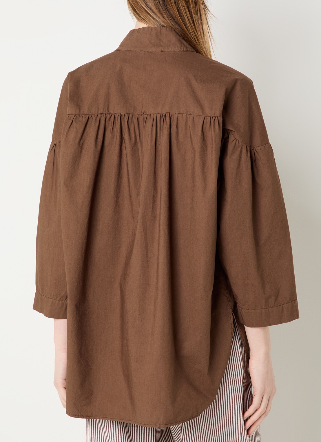 River Woods Blouse met ronde hals - achterkant 3 bruin