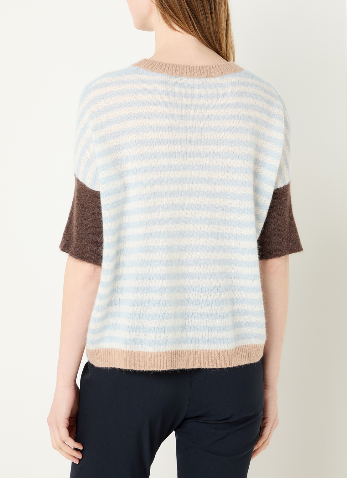 River Woods Fijngebreide trui in alpaca wolblend met streepprint - achterkant lichtblauw