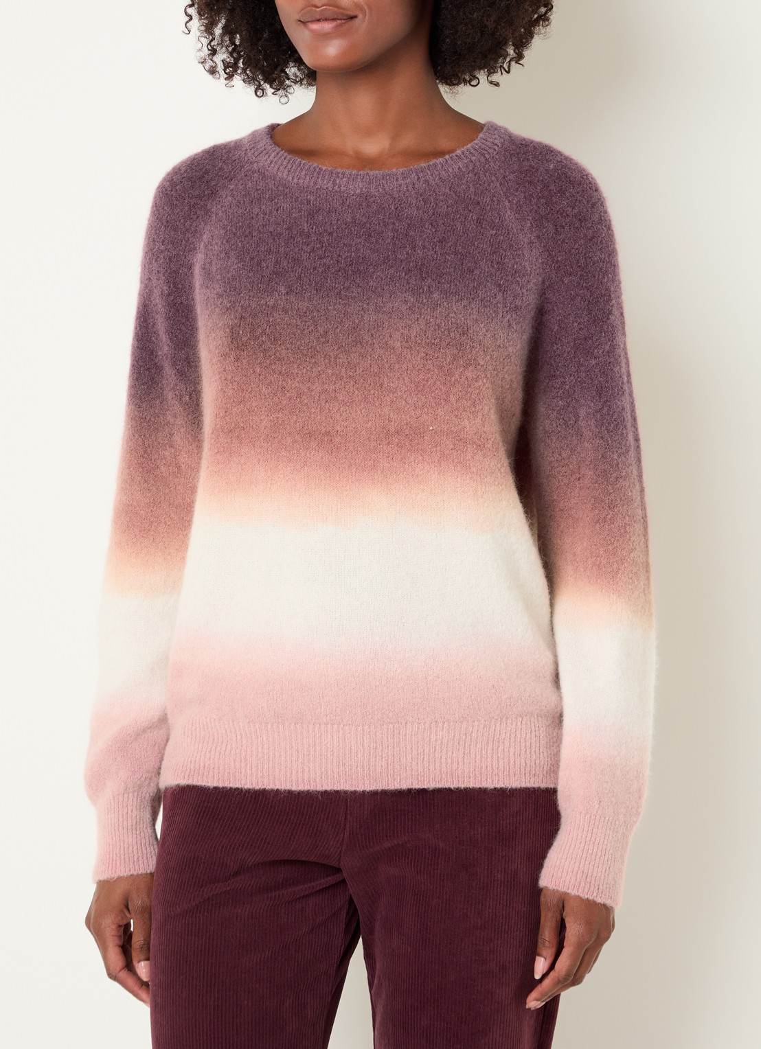 River Woods Fijngebreide trui in alpaca wolblend - detail bordeauxrood