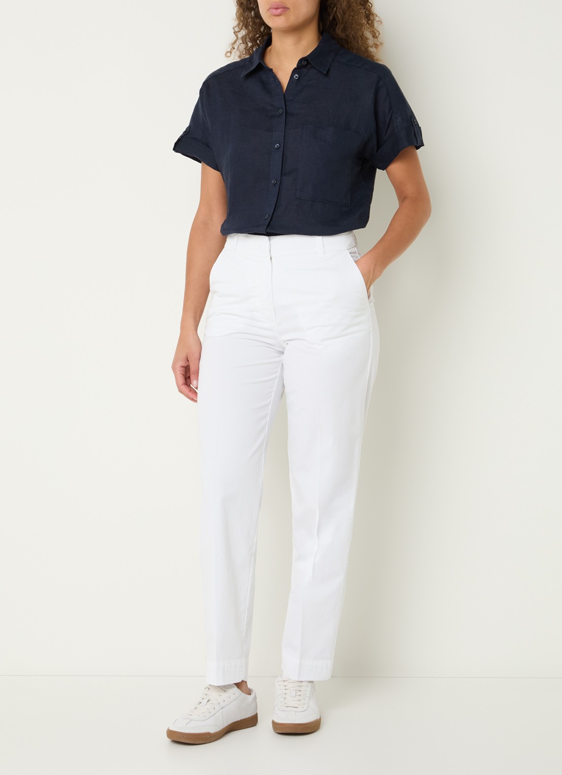River Woods High waist straight fit chino met steekzakken  - voorkant 3 wit