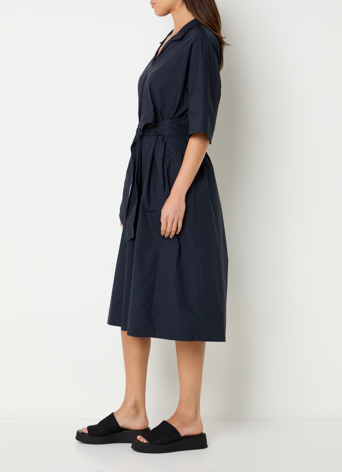 River Woods Maxi tuniekjurk met strikceintuur - voorkant 2 donkerblauw
