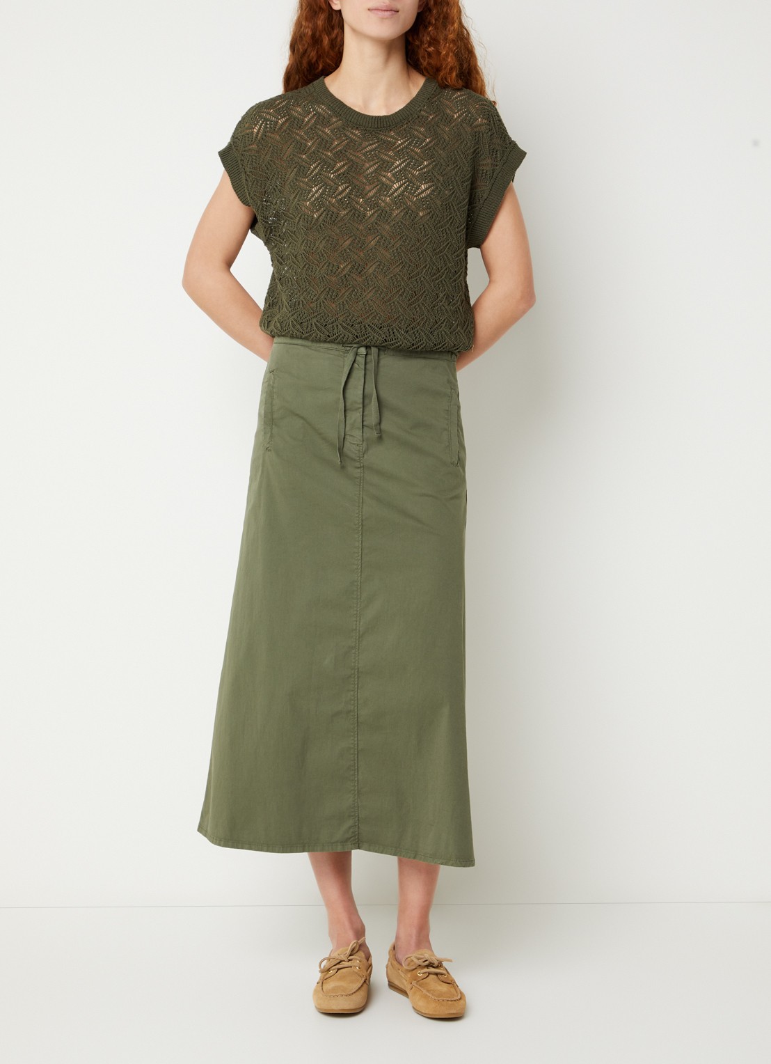 River Woods Midi rok met steekzakken - voorkant 2 legergroen