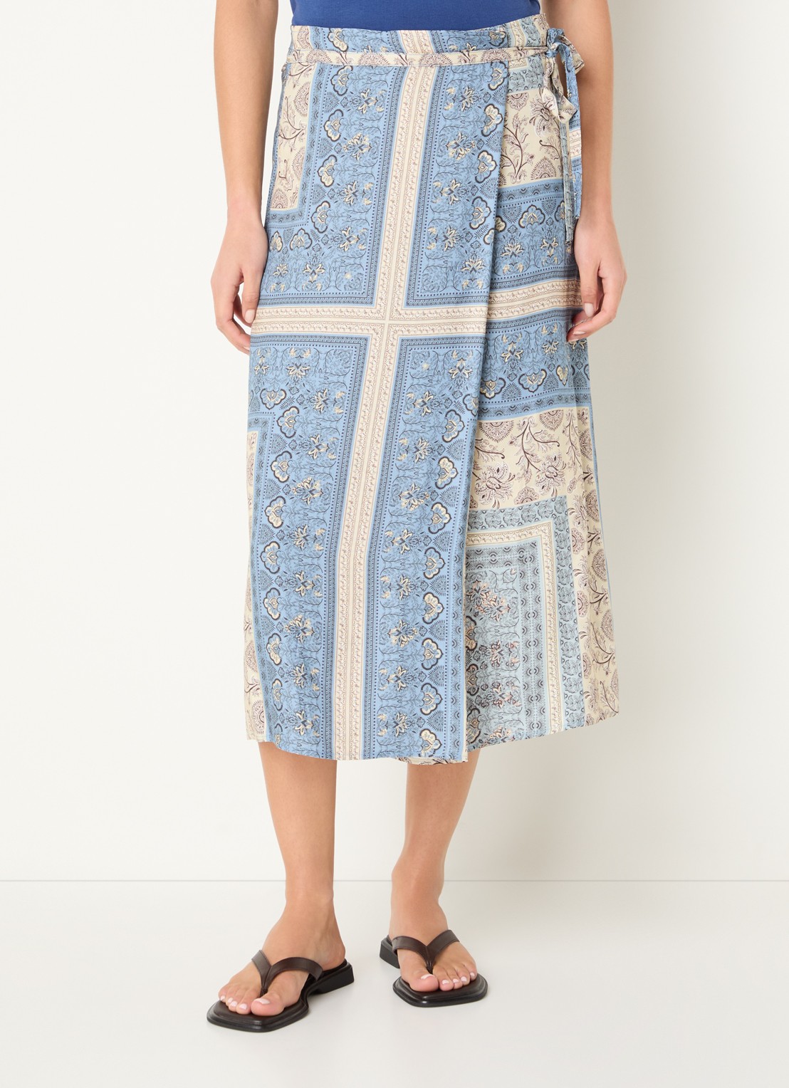 River Woods Midi wikkelrok met print - detail 3 blauw