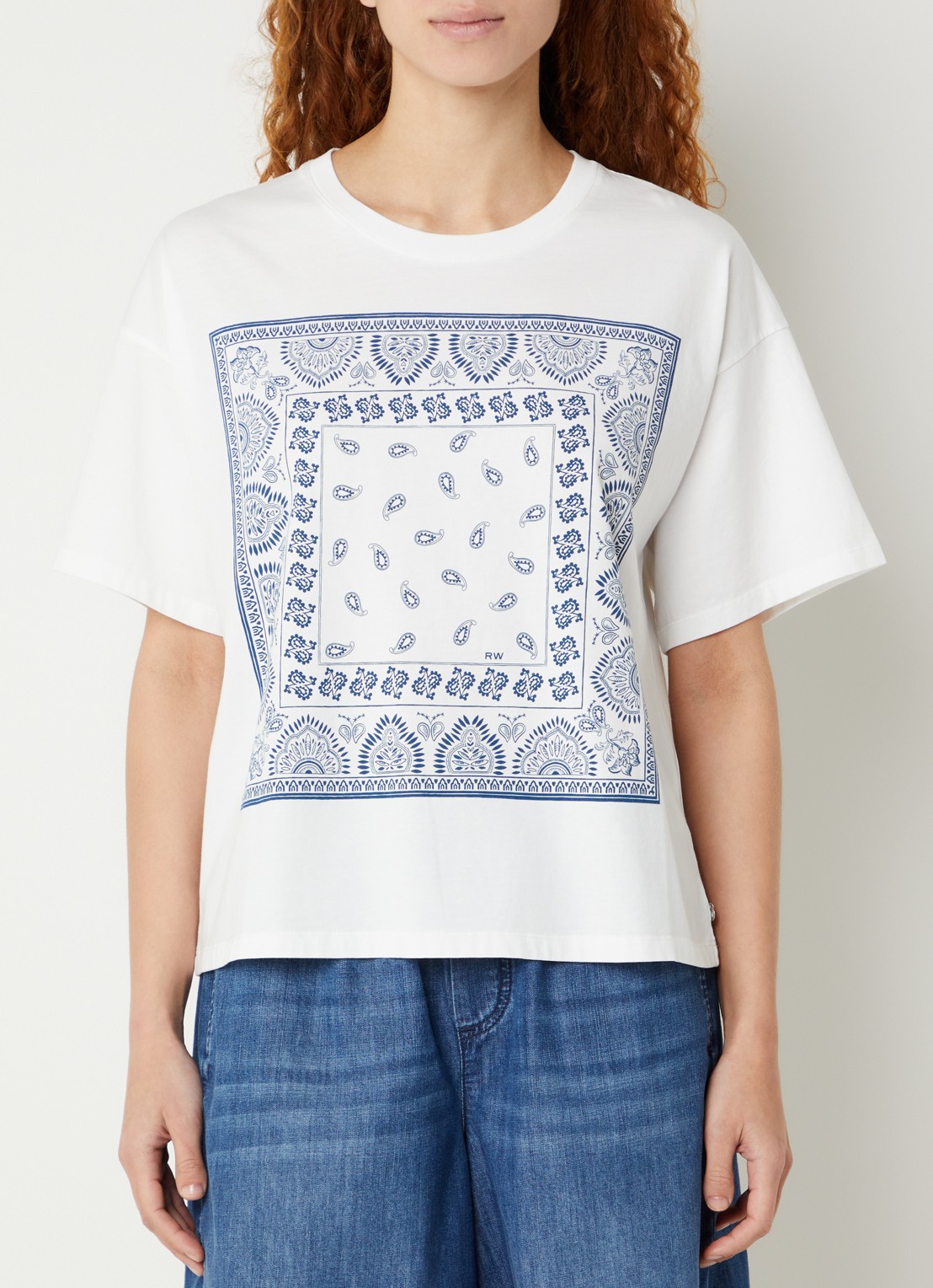 River Woods T-shirt met paisley dessin - detail 4 gebroken wit