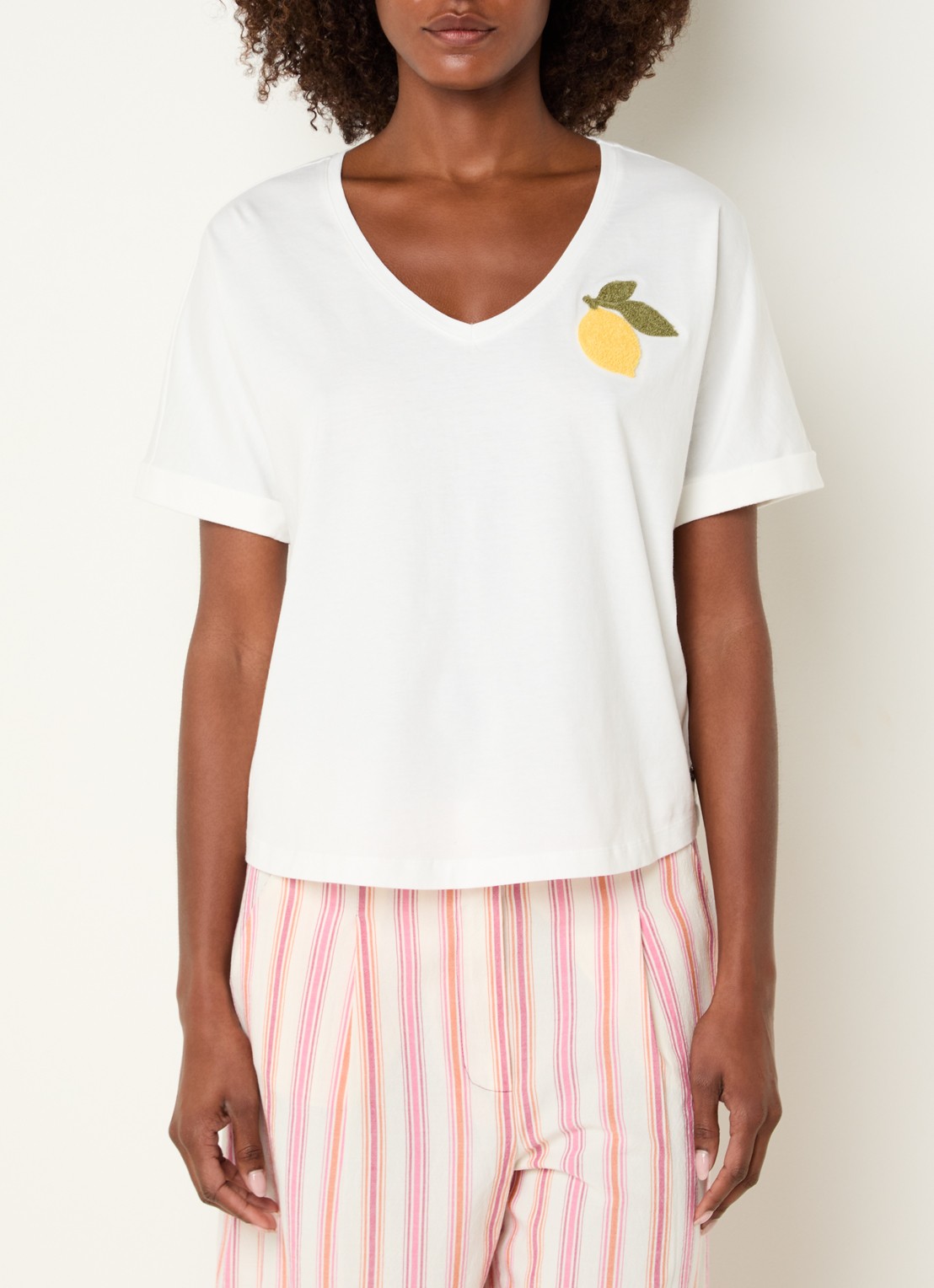 River Woods T-shirt met print en V-hals  - detail 3 wit