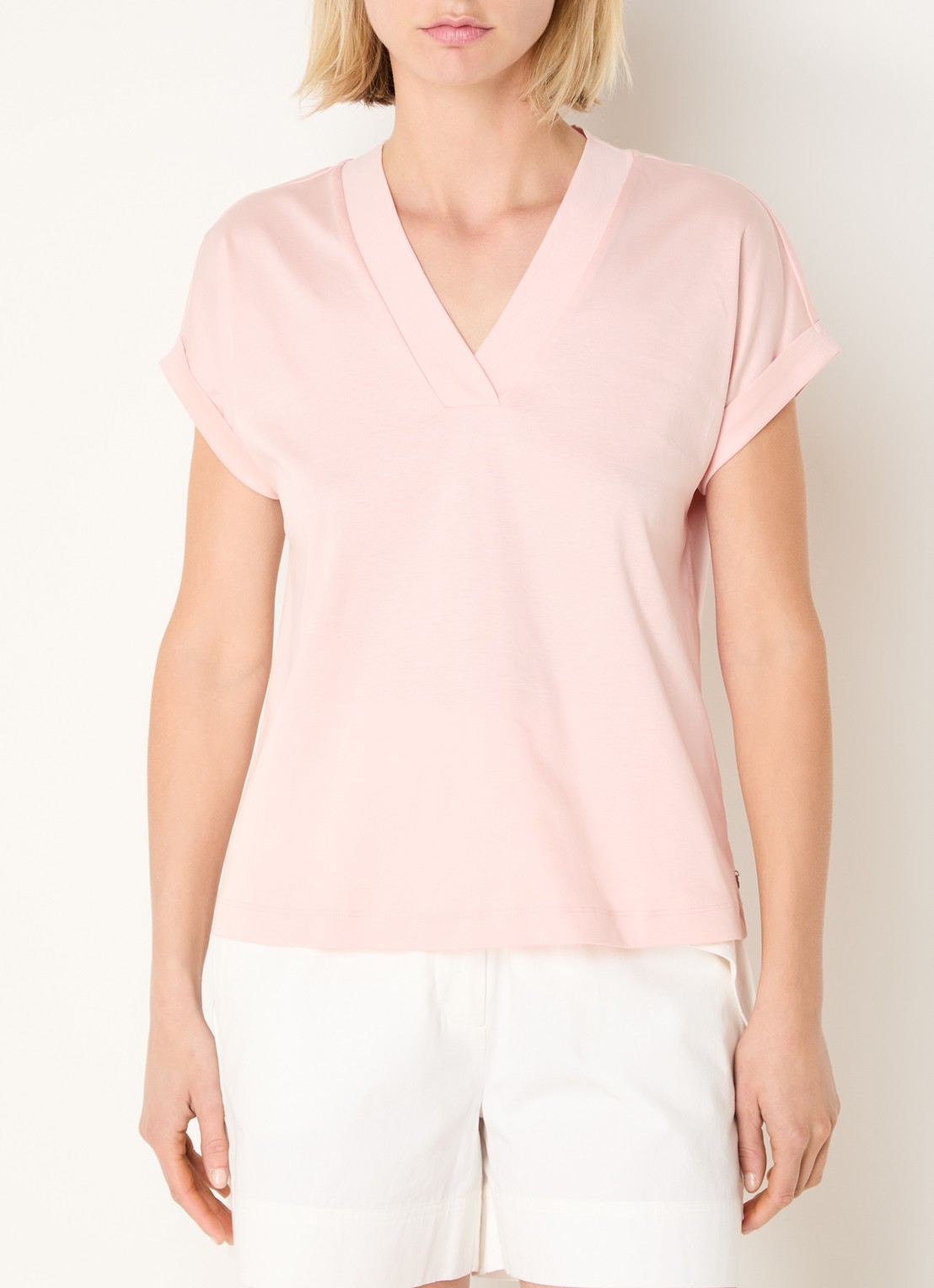 River Woods T-shirt met V-hals - detail 4 zalmroze