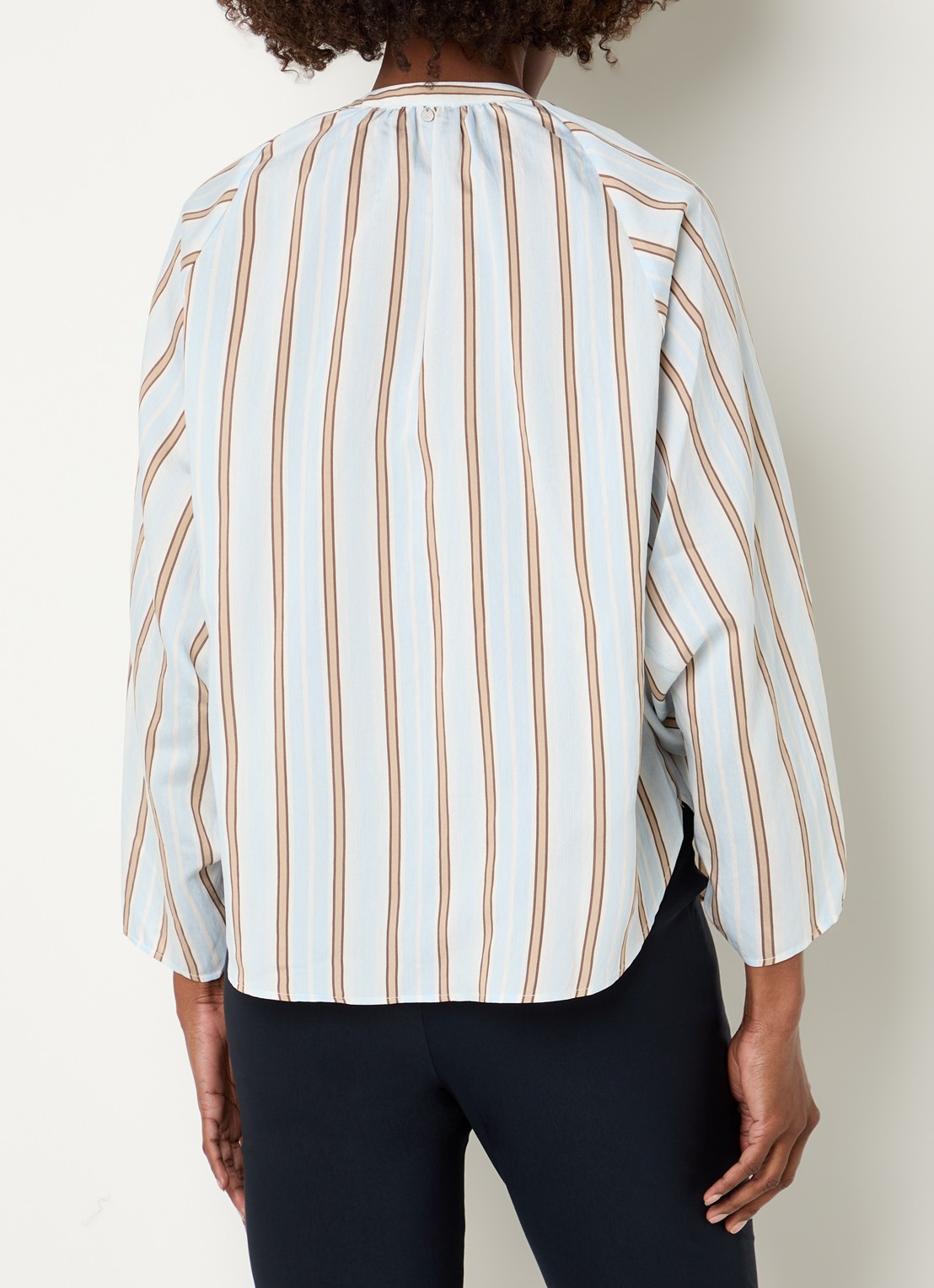 River Woods Tuniek met streepprint en V-hals - achterkant lichtblauw