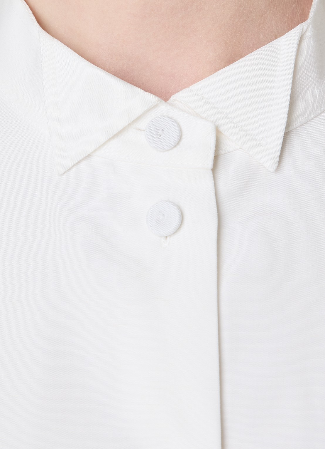 Róhe Blouse met kraag - detail 4 gebroken wit