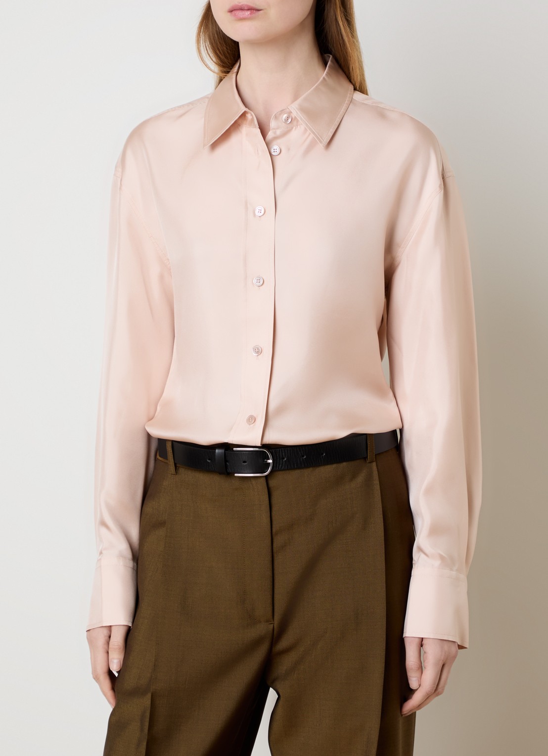 Róhe Blouse van zijde - detail lichtroze