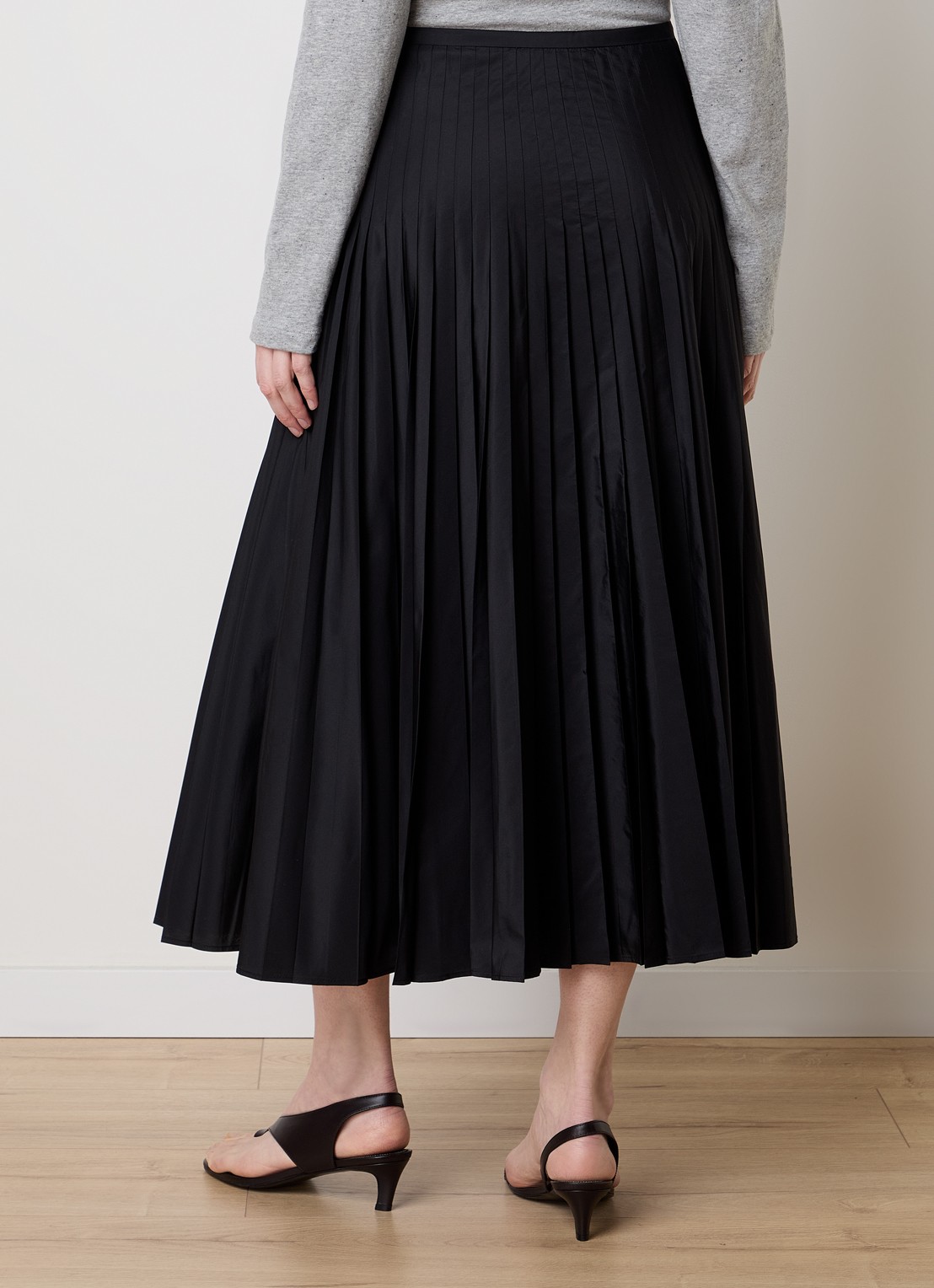 Róhe High waist midi A-lijn rok met plissé - achterkant 3 zwart