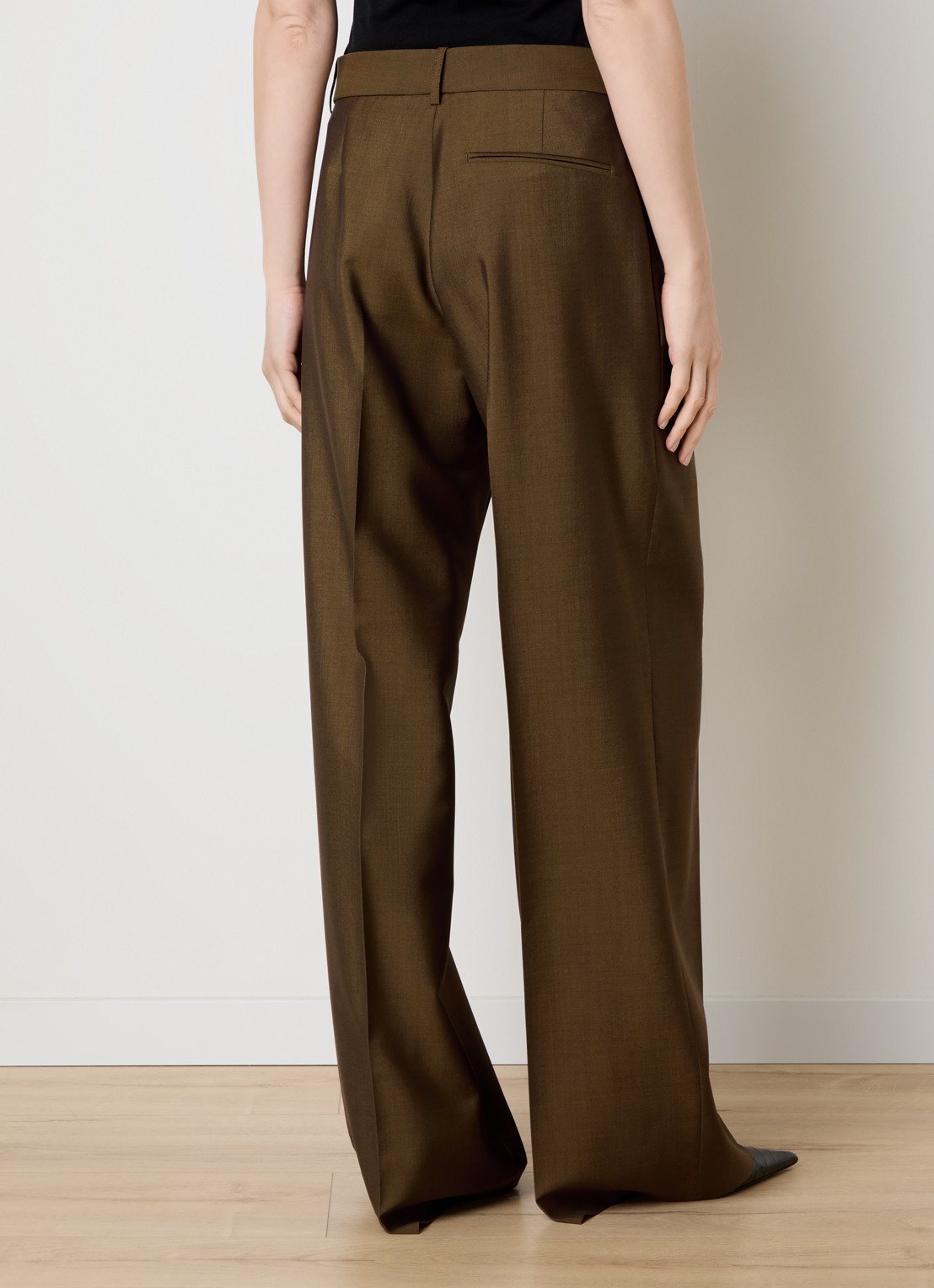 Róhe Mid waist straight fit pantalon in wolblend met persplooi - achterkant 3 roestbruin