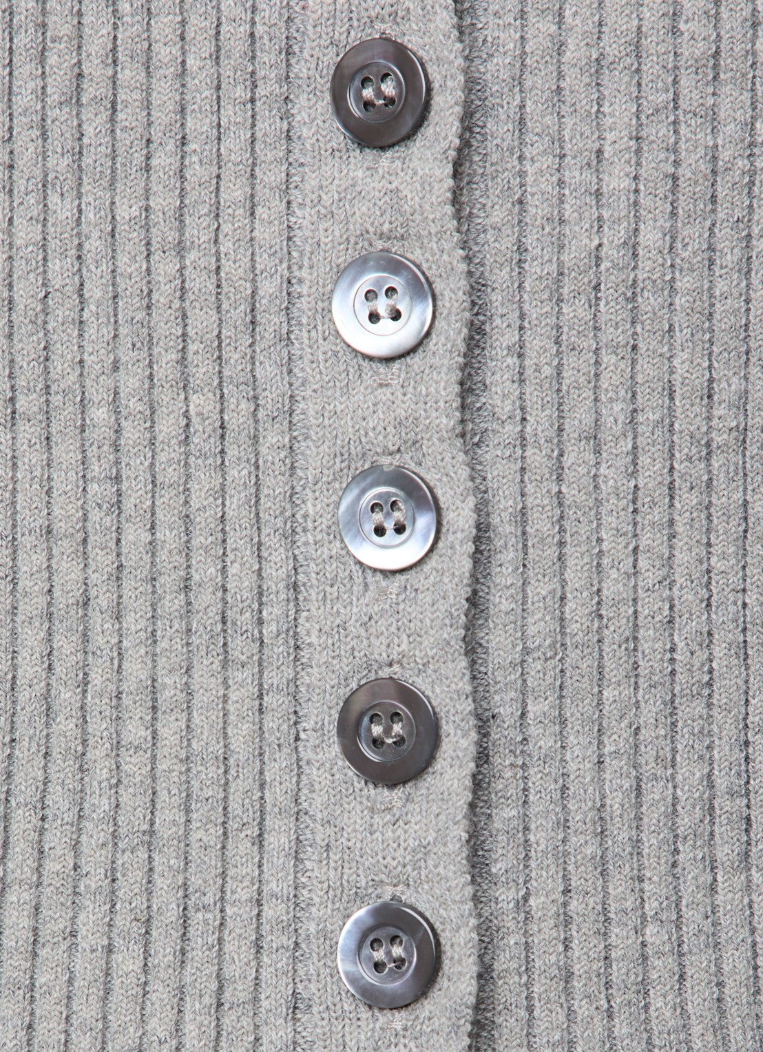 Róhe Ribgebreid vest - detail 5 grijsmele