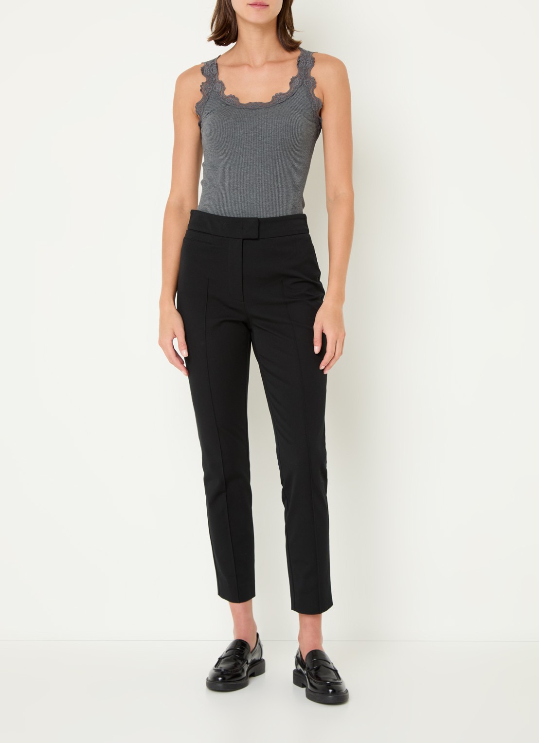 Rosemunde Babette tanktop in zijdeblend met kant - voorkant 2 donkergrijs