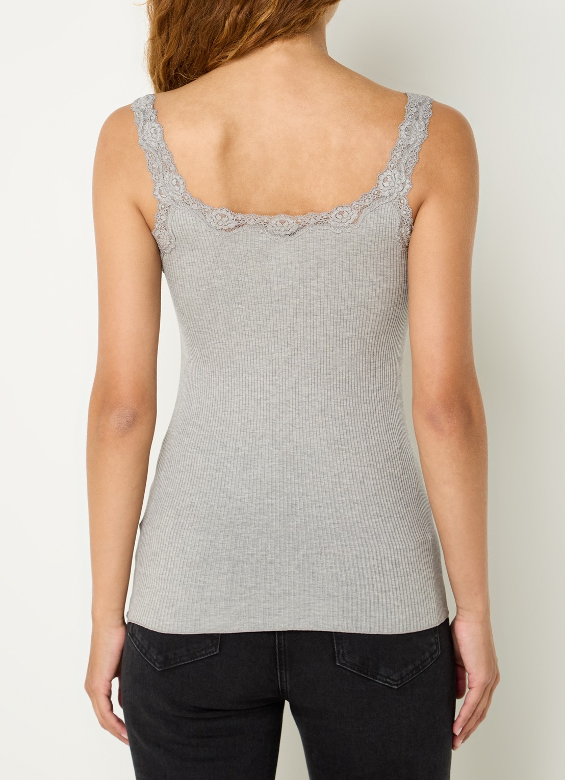 Rosemunde Babette tanktop in zijdeblend met kant - achterkant lichtgrijs