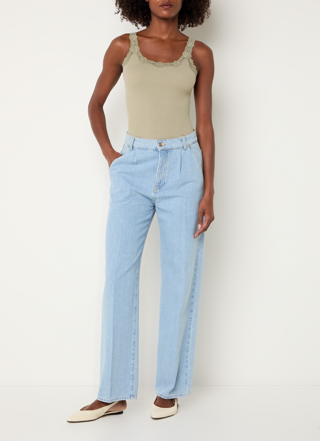 Rosemunde Babette tanktop in zijdeblend met kant - voorkant 3 olijfgroen