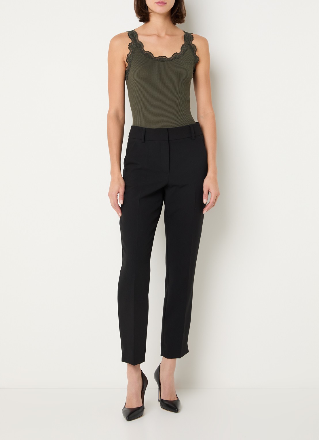 Rosemunde Babette tanktop in zijdeblend met kant - voorkant 4 bronsgroen