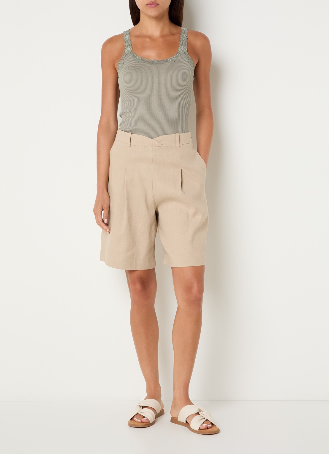 Rosemunde Babette tanktop in zijdeblend met kant - voorkant 2 beige