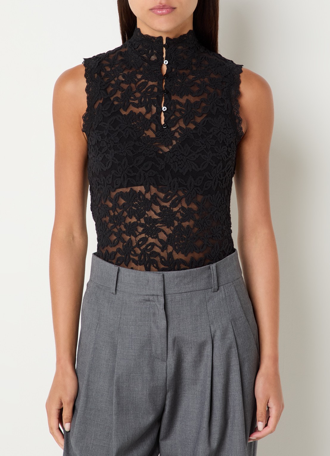 Rosemunde Delicia mouwloze top van kant - detail 4 zwart