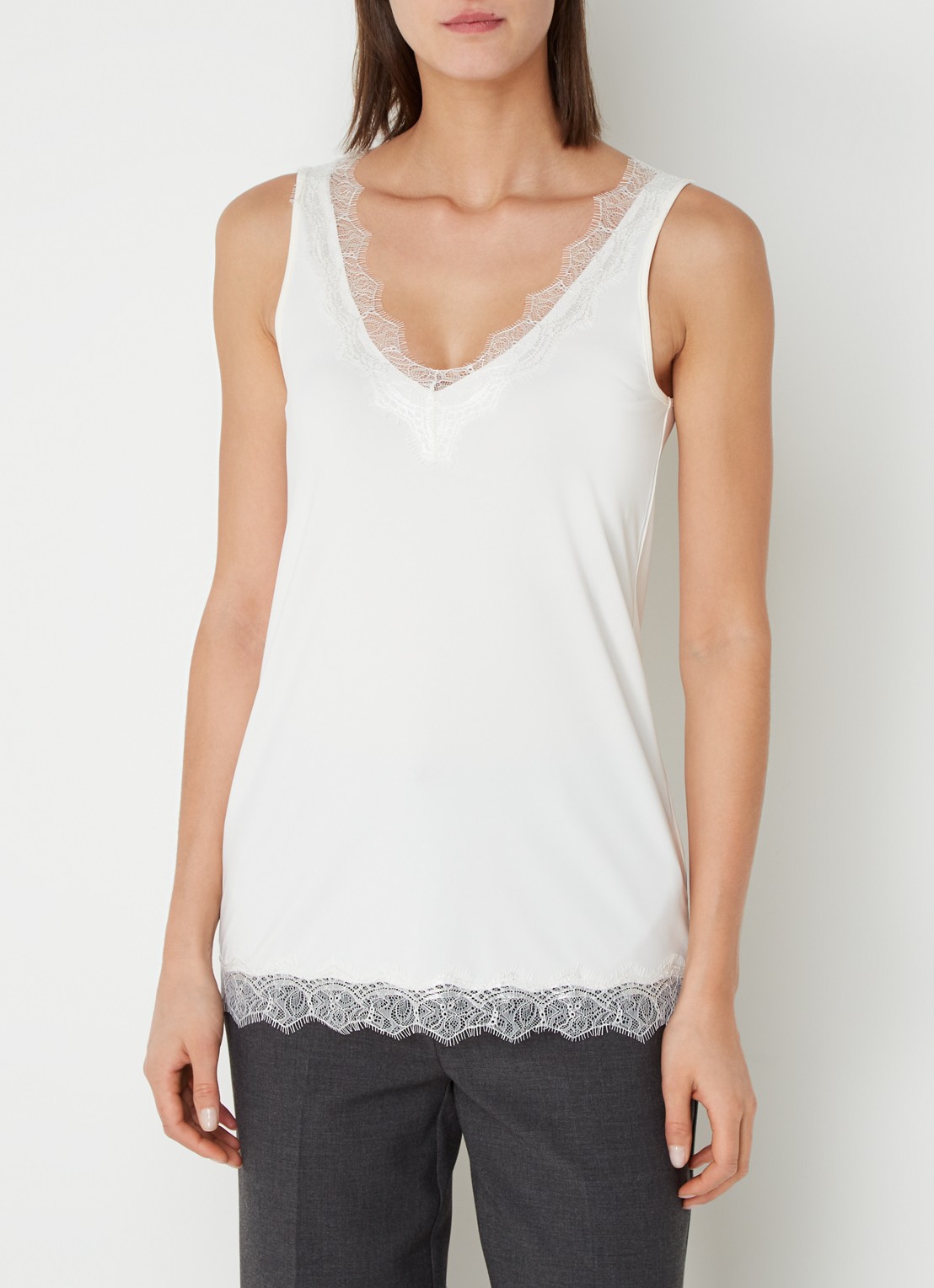 Rosemunde Tanktop met V-hals en kant - detail gebroken wit