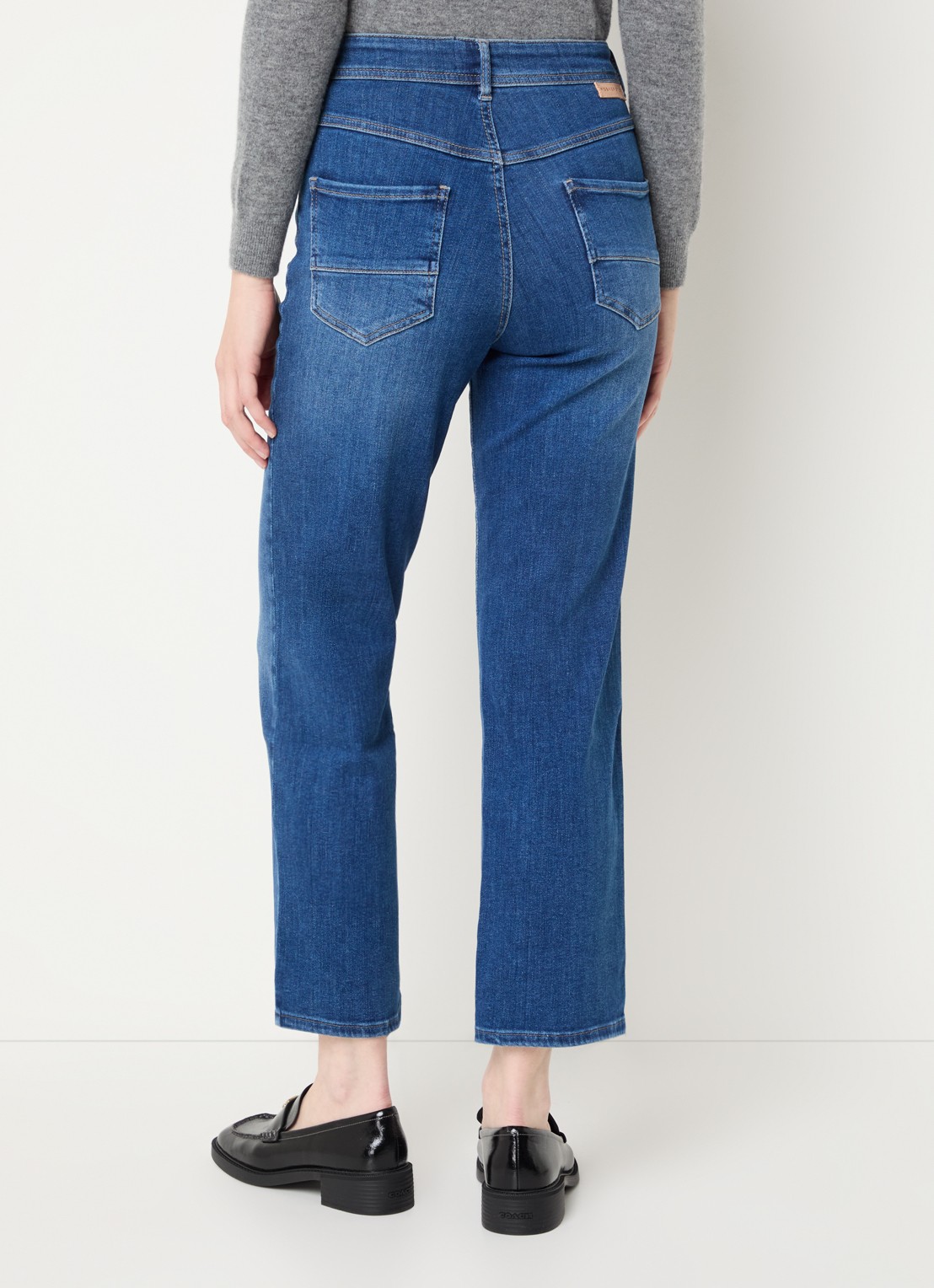 Rosner Studio Aubrey high waist slim fit jeans met steekzakken - achterkant donkerblauw