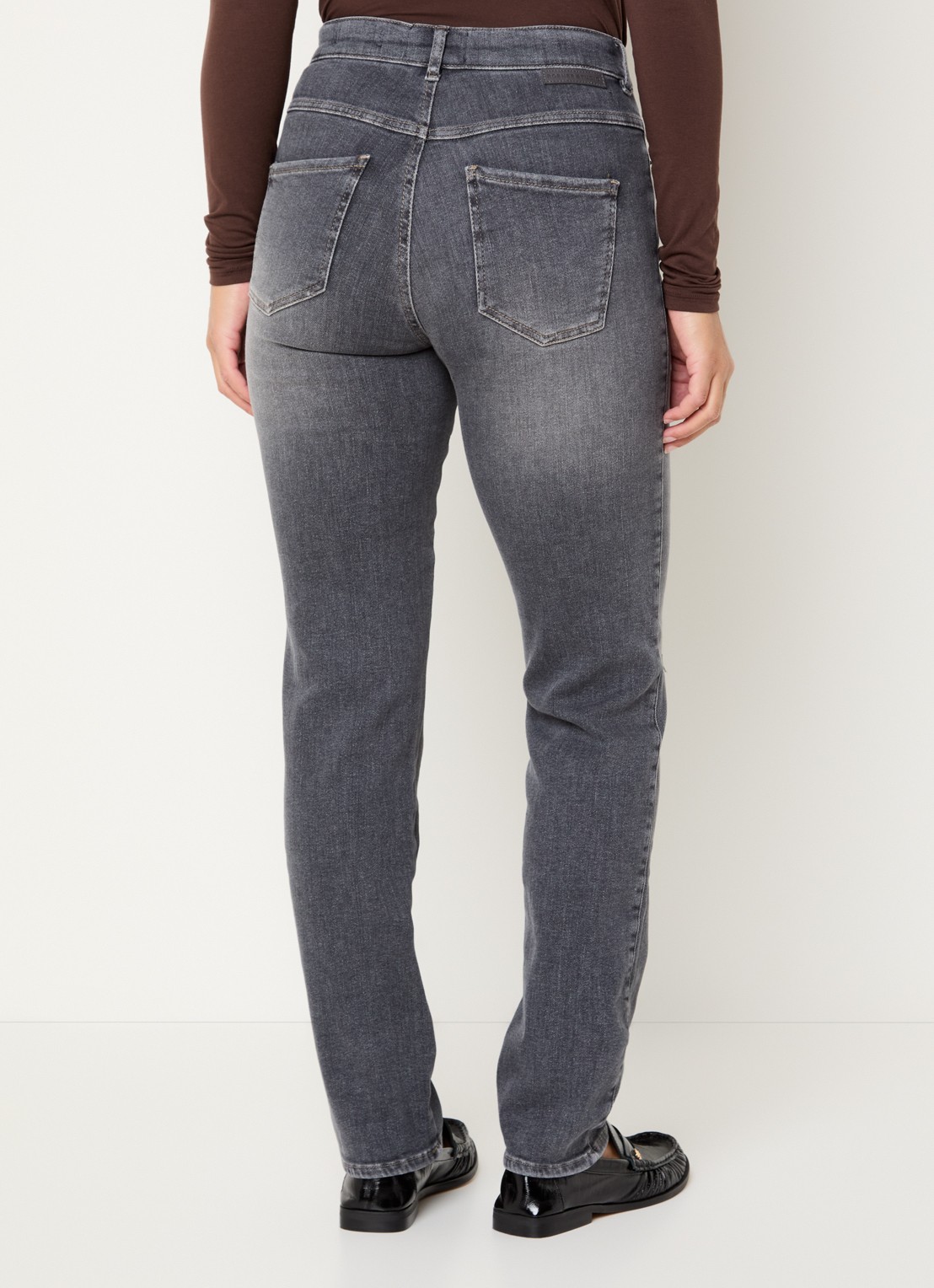 Rosner Studio Audrey high waist slim fit jeans met steekzakken - achterkant middengrijs