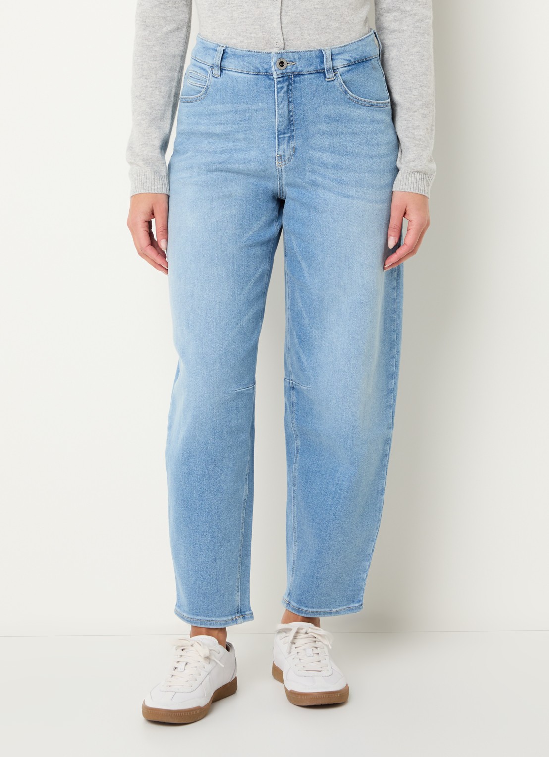 Rosner Studio High waist balloon fit jeans met lichte wassing - detail indigo